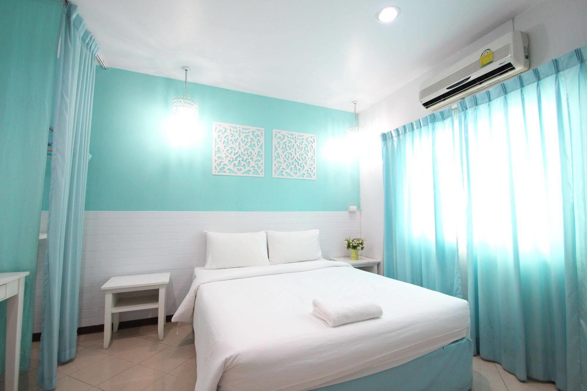 Preme Hostel Bangkok Kültér fotó